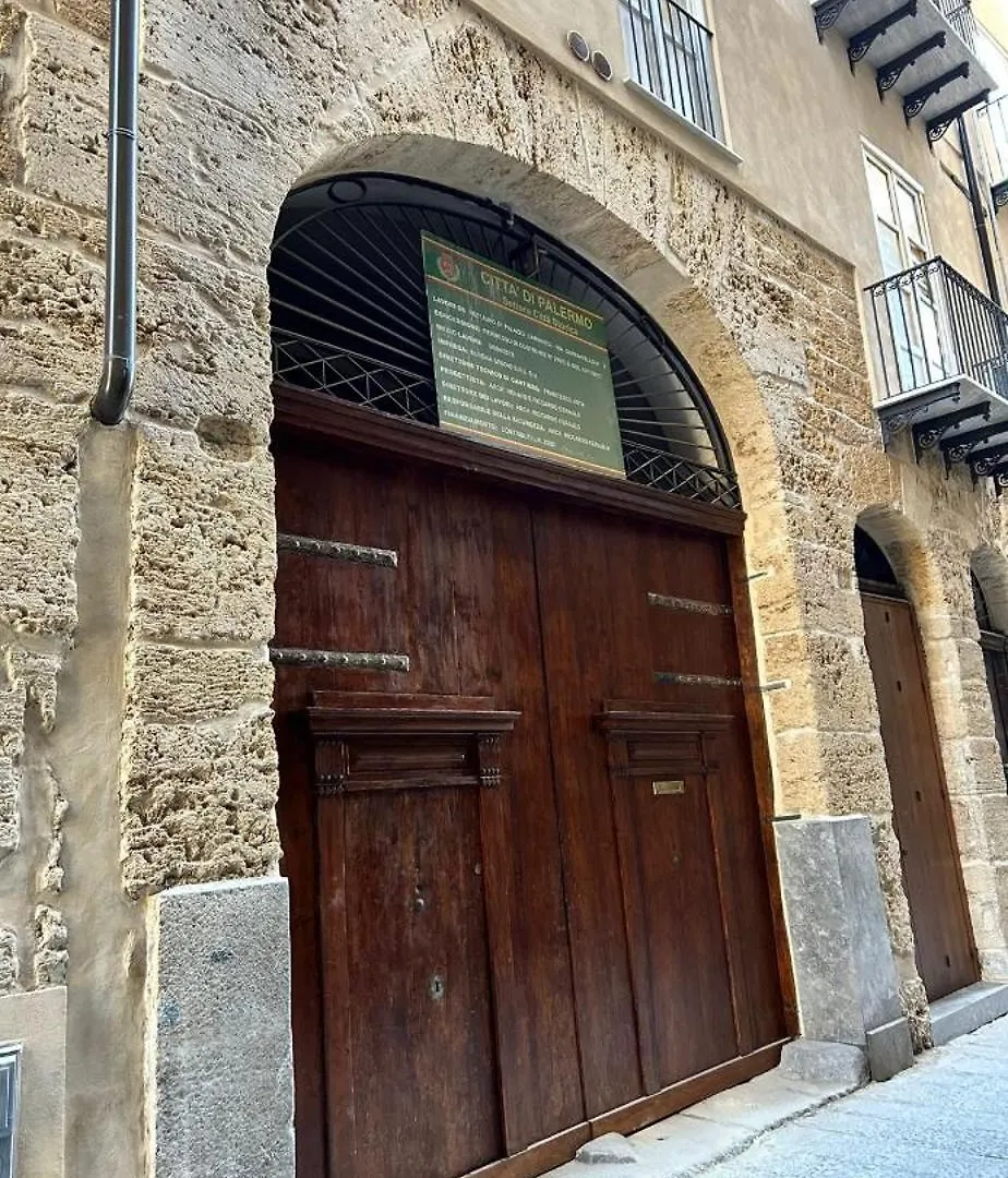 Casa Design Con Terrazzo In Centro Storico Apartment Palermo 0*,